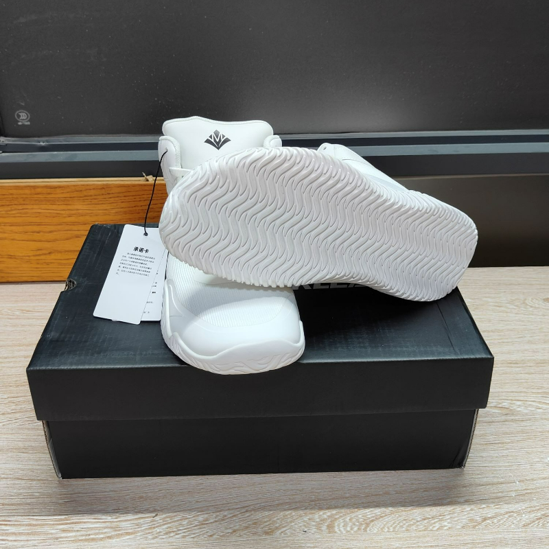Klasyczne markowe buty do podn – Crossfit Gym recenzja i cena